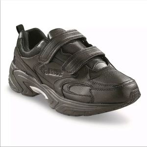 Guide Gear black walking shoes NWT